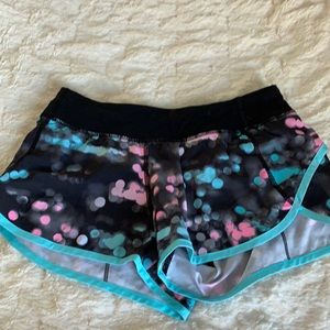 Ivivva Lululemon speedy shorts. Size 14/4